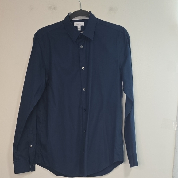 Mens Calvin Klein Navy Blue Buttondown Dress Shirt infinite cool non-iron - Picture 4 of 12